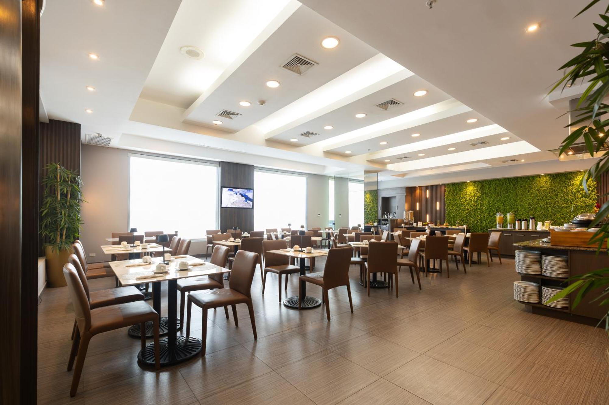 Victoria And 4* Panama Stadt